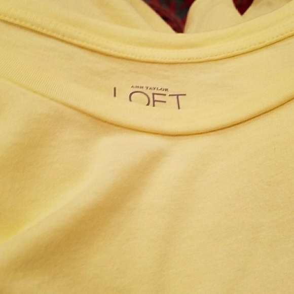 GUC Ann Taylor Yellow T-shirt Size M - Picture 3 of 3